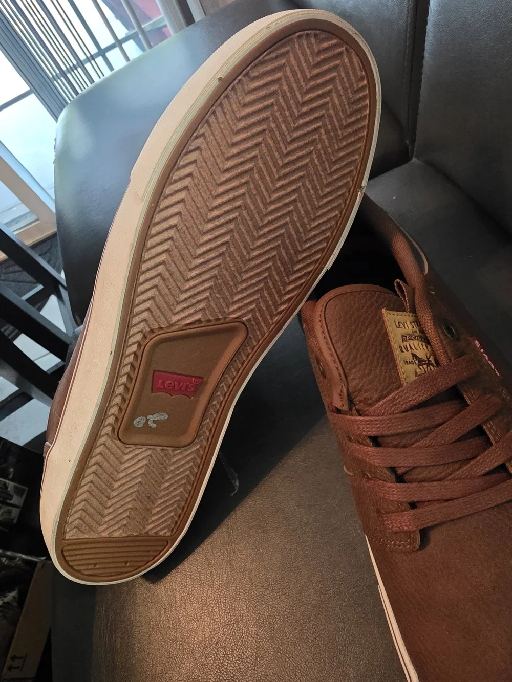 Levi's Men's Brown Low-Top Lace-Up Sneakers